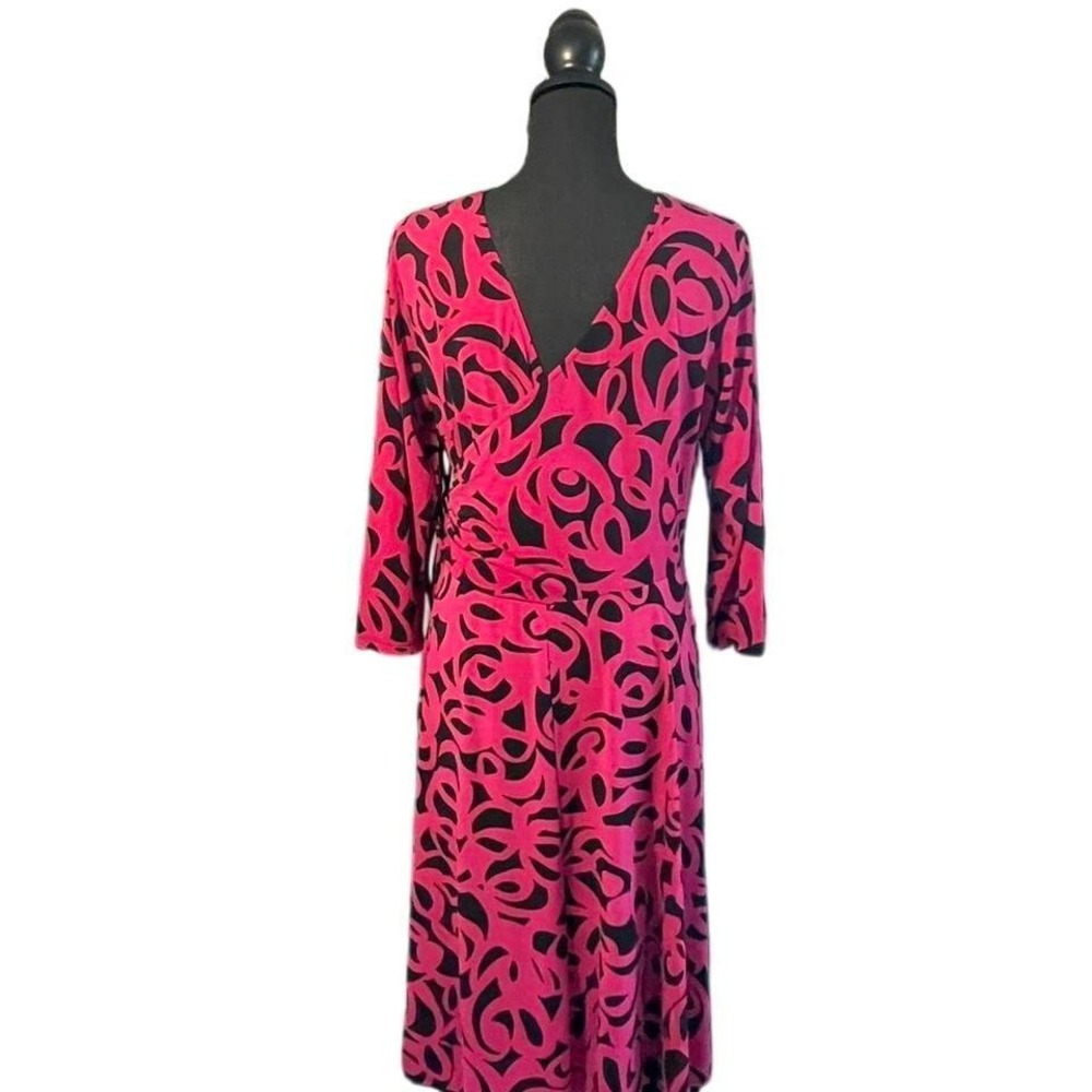 New York & Company dress with a wrap-around. XL Side sinch black/hot pink